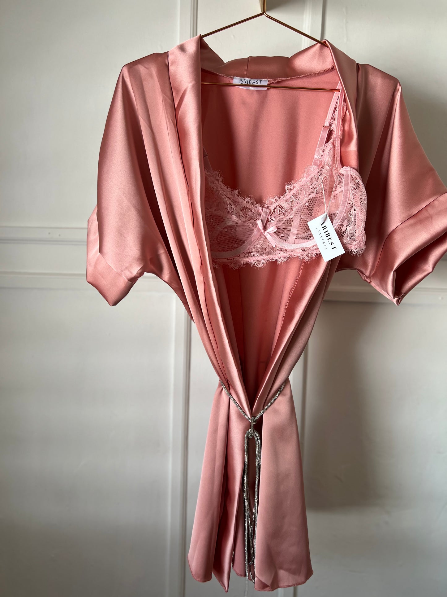 CONNOR ROBE