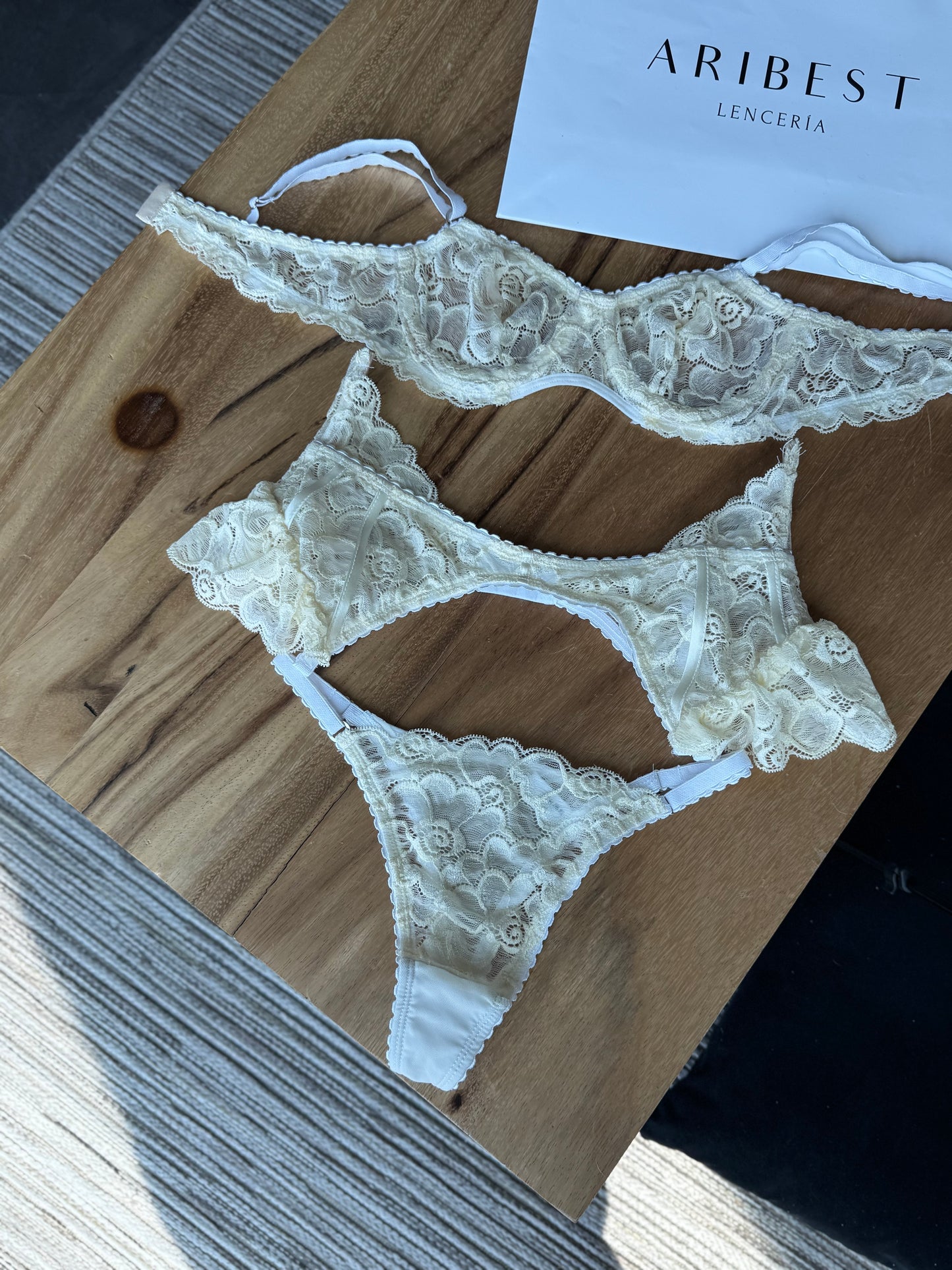 LIGUERO BELLE