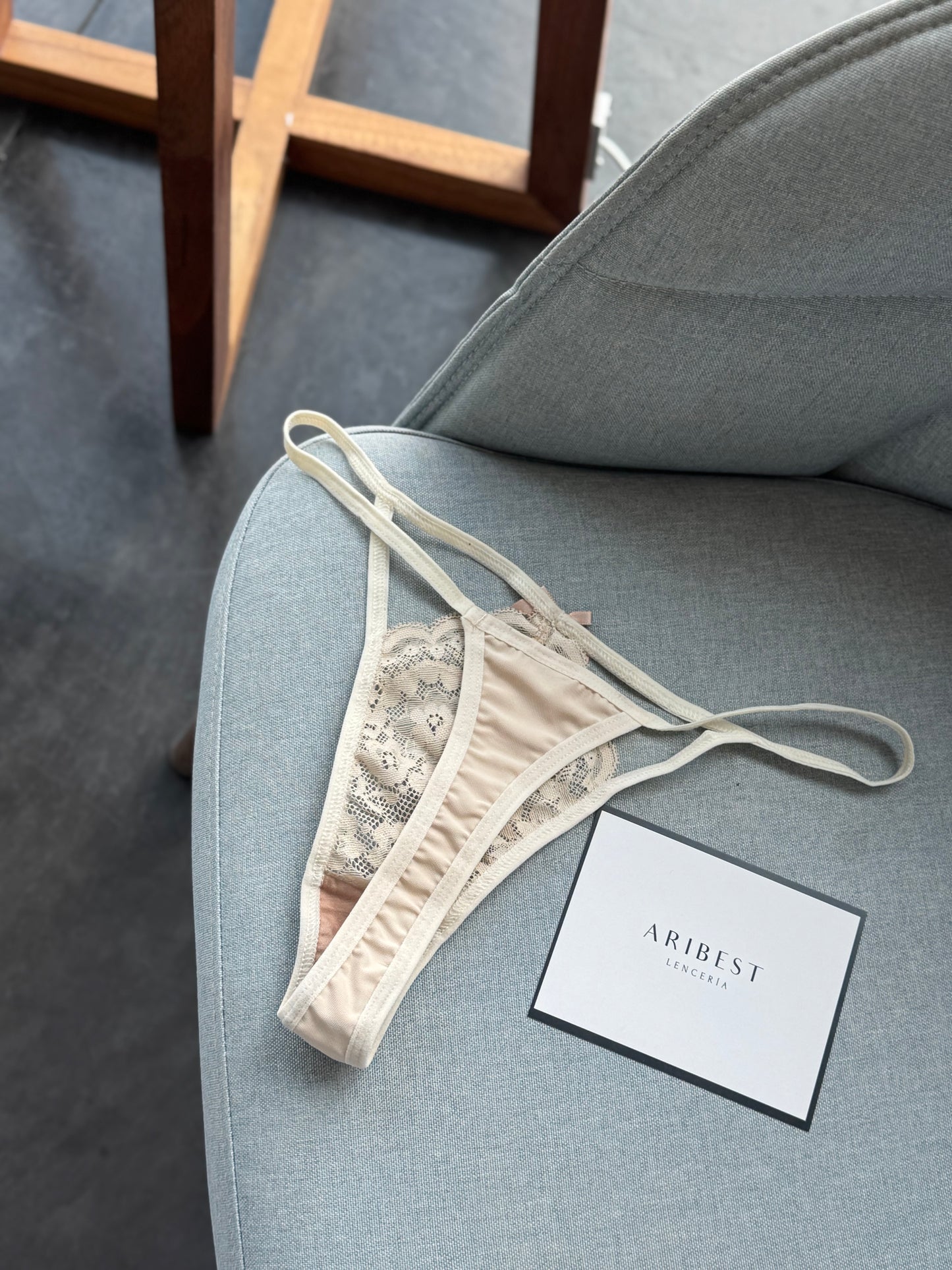TANGA LILY
